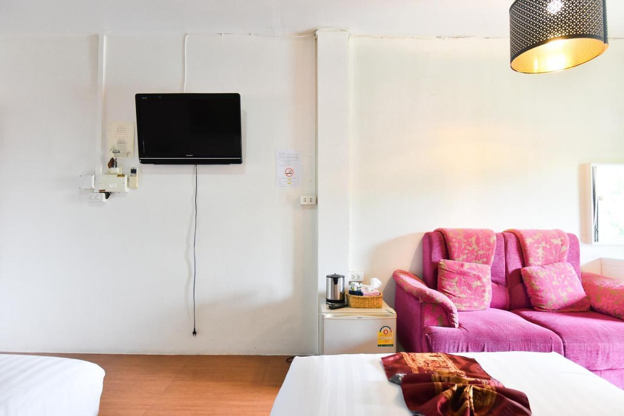 P.U. Inn Resort Phra Nakhon Si Ayutthaya Exteriör bild