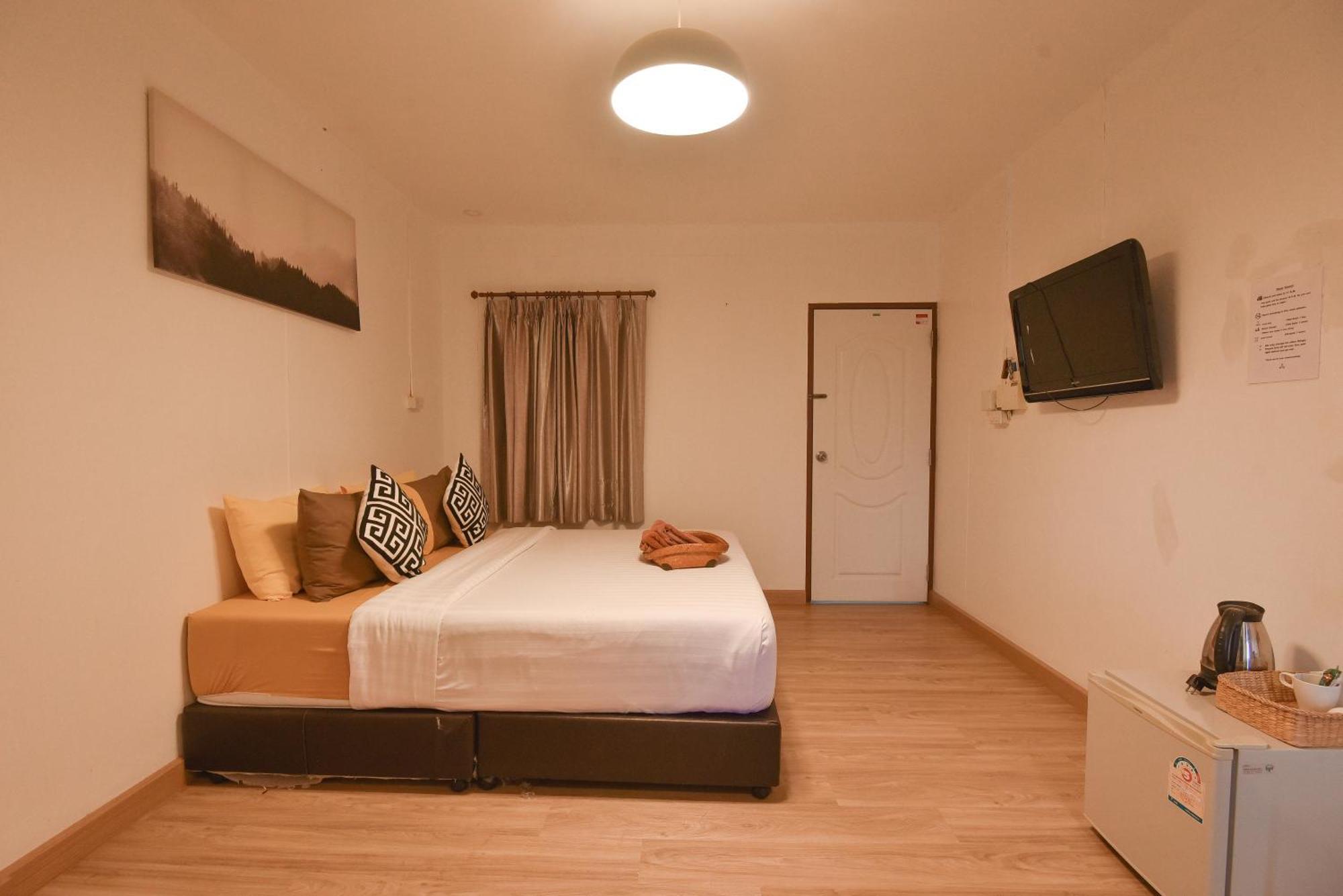 P.U. Inn Resort Phra Nakhon Si Ayutthaya Exteriör bild