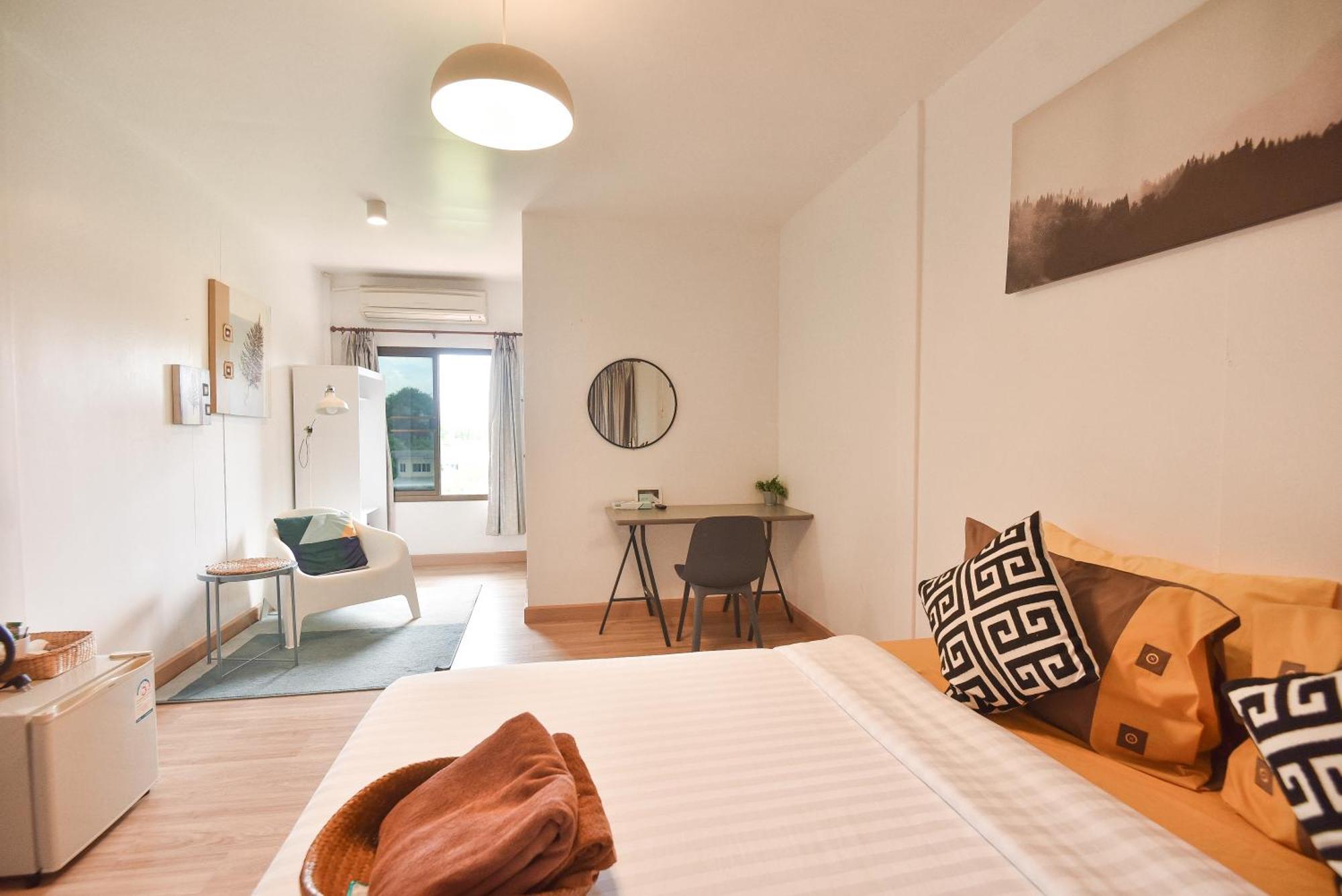 P.U. Inn Resort Phra Nakhon Si Ayutthaya Exteriör bild