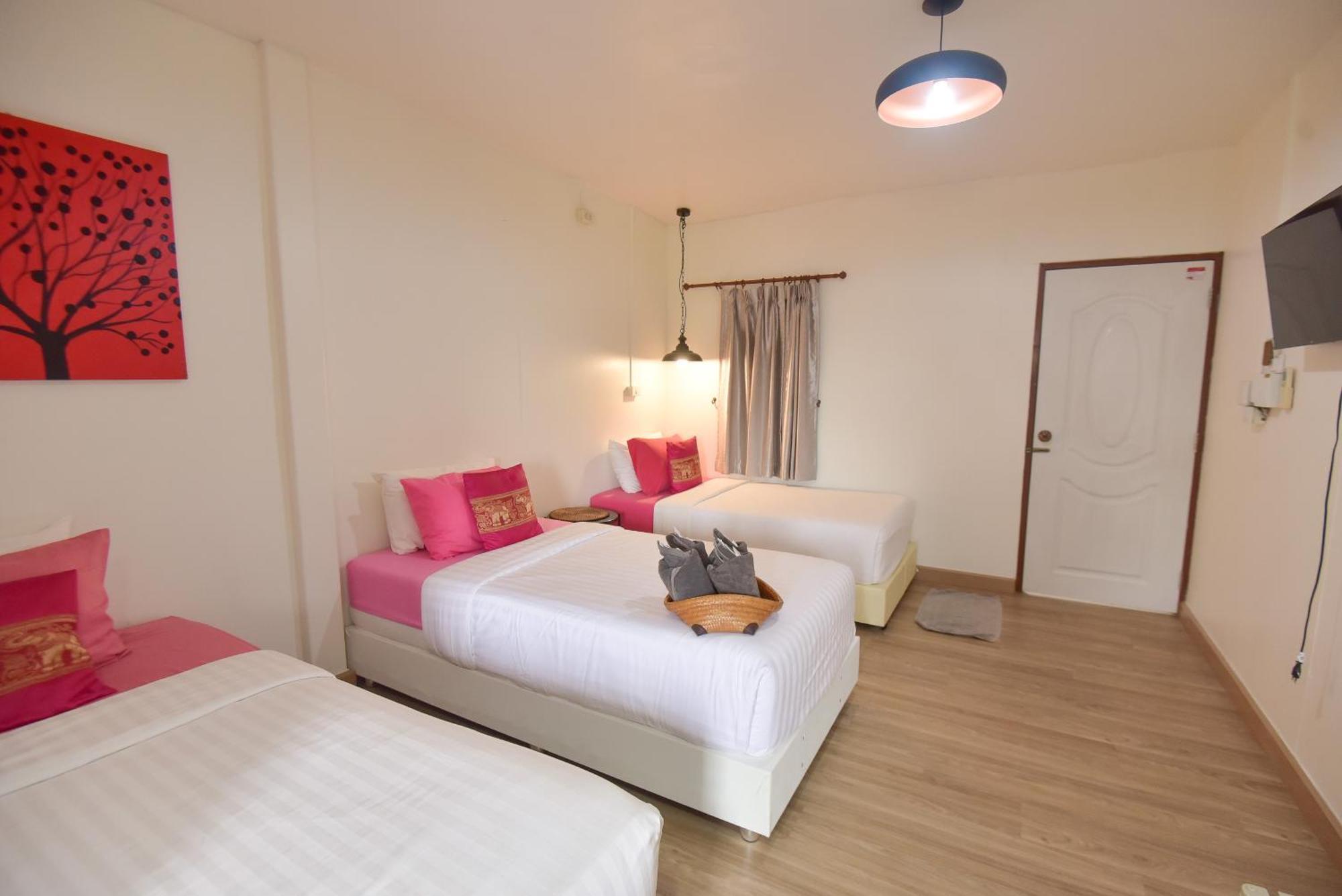 P.U. Inn Resort Phra Nakhon Si Ayutthaya Exteriör bild